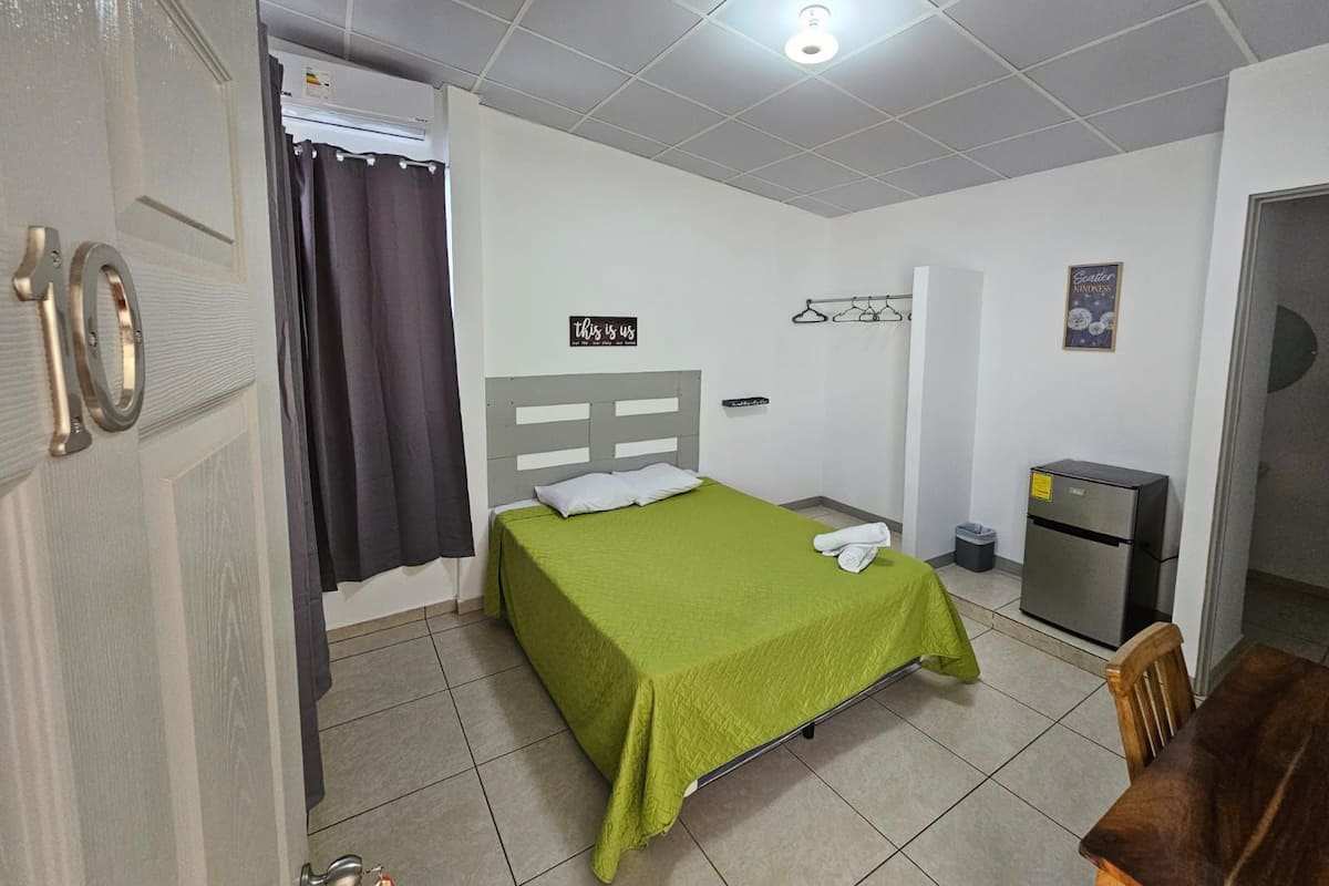 1 habitación y wifi gratis