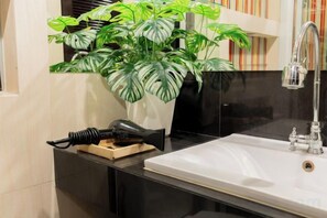 Unclassified image, 2 of 34, button - Ombra House No26 (Chiang Mai)