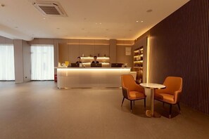 بار (في المنشاة)