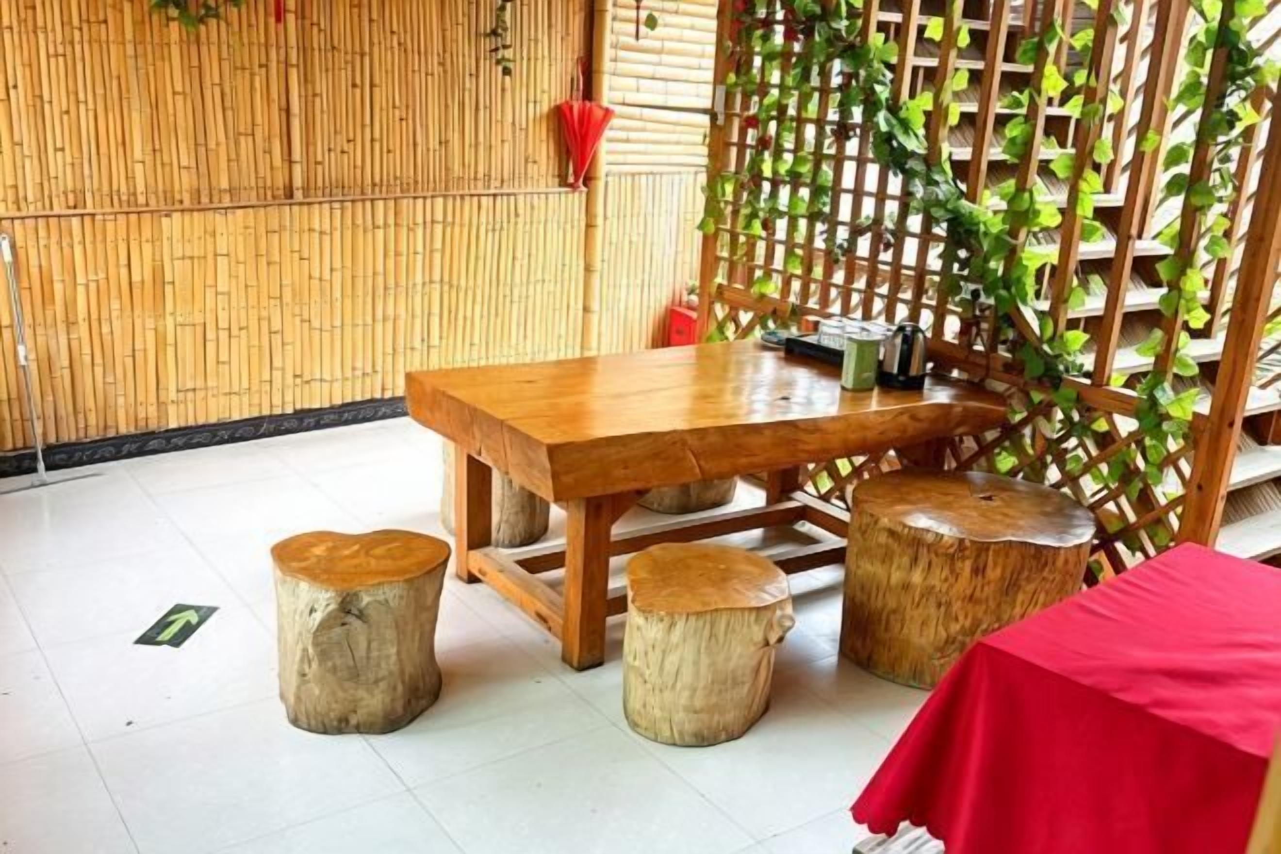 المنشأة من الخارج