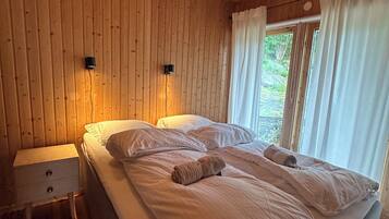 3 sovrum och sÀngklÀder