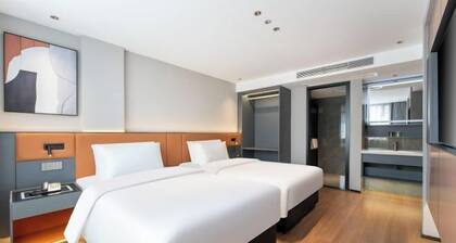 Mingzhu Holiday Hotel