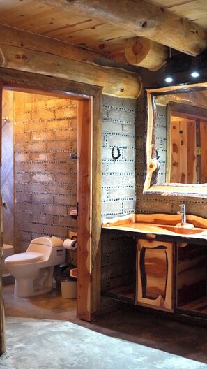 Baita familiare, cucina | Bagno | Soffione a pioggia, asciugamani