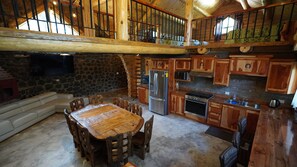 Family Cabin, Kitchen | Private kitchen | Full-size fridge, microwave, toaster oven, cookware/dishes/utensils