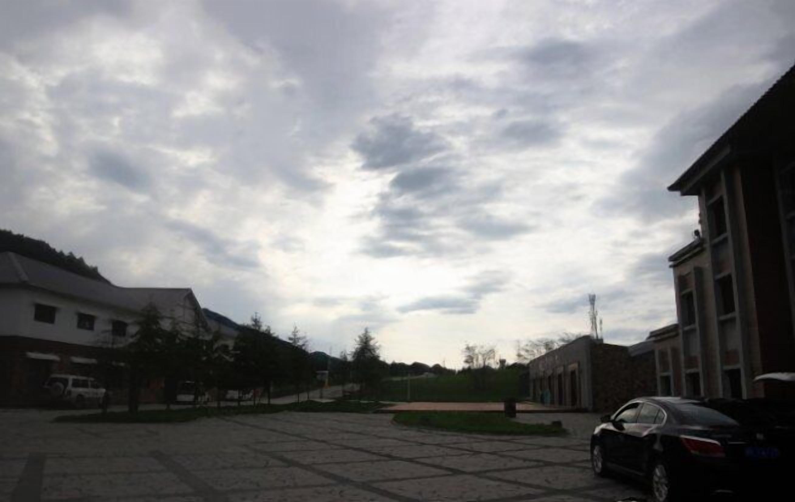 Bãi đậu xe tự phục vụ miễn phí 