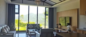 Hongchiba Holiday Hotel