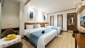Unclassified image, 5 of 111, button - Banmu Yuntian Inn (Fenghuang County)