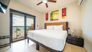 Condo Deluxe | 3 habitaciones, caja de seguridad en la habitación y wifi gratis