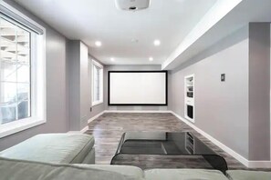 Interior - Cozy & Modern  Basement Apartment in Ajax (Ajax)