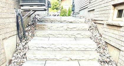 Cozy & Modern Basement Apartment in Ajax