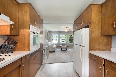 Fridge, microwave, oven, stovetop. Quiet Retreat Near Arena & Fun Plex • Fast WiFi, Parking