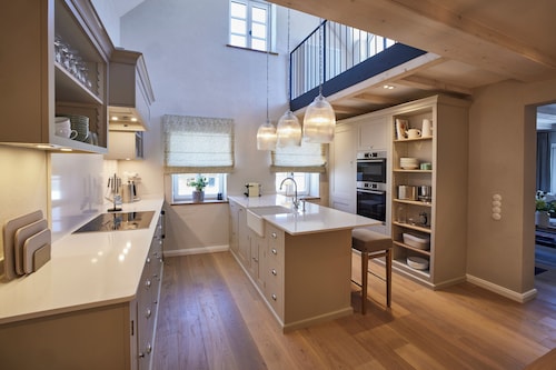 Exklusives Ferienhaus mit Dachterrasse, Kamin & Sauna im romantischen Deidesheim