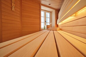Sauna - Exklusives Ferienhaus mit Dachterrasse, Kamin & Sauna im romantischen Deidesheim (Deidesheim)
