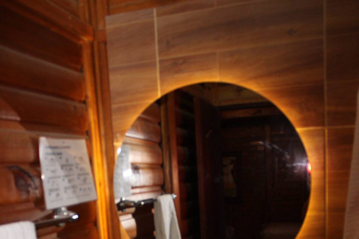 Family Cabin, Ensuite | Bathroom | Shower, towels, soap, toilet paper