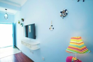 Unclassified image, 4 of 18, button - Zuji Youth Hostel (Dali City)