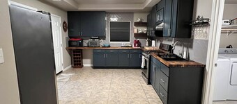 3-bedroom house in wonderful Eagle Pass with AC, WiFi, Large Backyard