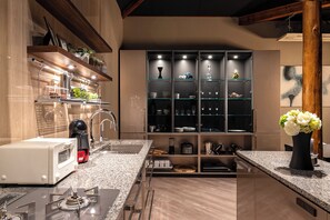 Private kitchen - Goshikihama Villa (Sumoto)