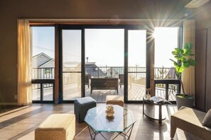 Interior - Goshikihama Villa (Sumoto)