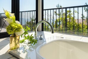 Interior - Goshikihama Villa (Sumoto)