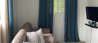 Chic 1bedroom with AC and WiFi in charming priory area1- 2 min walk to the beach