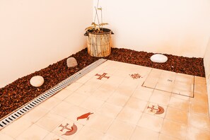 Interior detail - Kalathos House 2 (Lisbon)