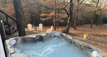 Where The Magic Cabins - Near Turner Falls!