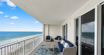 ★ PANORAMIC OCEANFRONT ★ LARGE BALCONY ★ 2Br/2Ba ★WELCOME SNOWBIRDS★