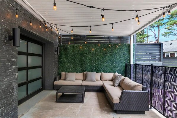 ลานระเบียง/นอกชาน