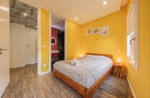 1 室のベッドルーム、WiFi (無料)、ベッドシーツ