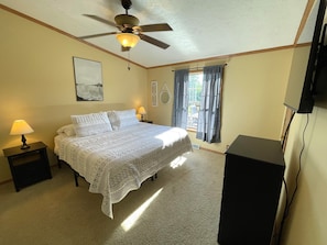 3 habitaciones, tabla de planchar con plancha y wifi gratis 