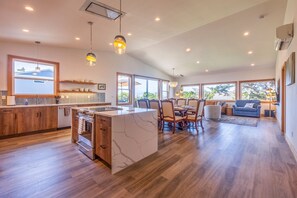 Fridge, microwave, oven, stovetop - Steps to Beach | Hot Tub + Game Room | Sleeps 11 (Lincoln City)