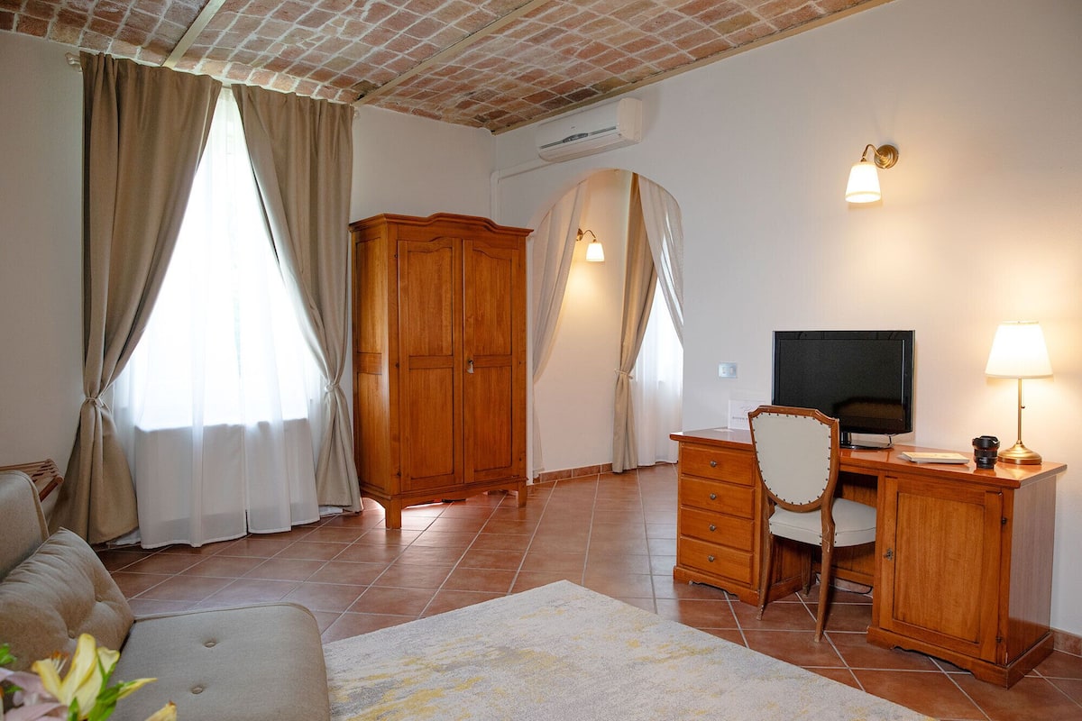 Suite familiar, vista al jardín | 1 habitación, decoración personalizada y insonorización