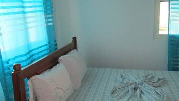 4 chambres, fer et planche Ă  repasser, Wi-Fi, draps fournis