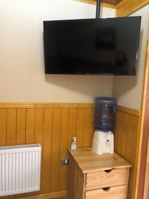 Studio Classique, 1 grand lit, vue cour intérieure | Literie hypoallergénique, décoration personnalisée