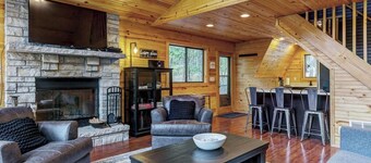 Waterside Cottage w/ Hot Tub by StayLage