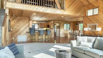 Smart TV, fireplace, table tennis