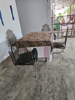 Living area - Cuartos independientes con baño privado  (Las Tablas)