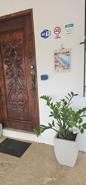 Family Quadruple Room | Soundproofing, free WiFi - Cuartos independientes con baño privado (Las Tablas)