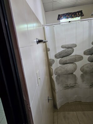 Towels - Cuartos independientes con baño privado (Las Tablas)