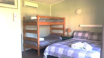 1 habitación, wifi gratis y ropa de cama