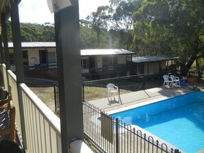 Outdoor pool - Cabin 4 - Sleeps 4 people. Access to all amenities including kitchen/dining (O'Connell)