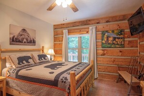 4 makuuhuonetta, ilmainen Wi-Fi, vuodevaatteet