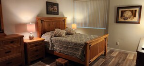 3 quartos, escrivaninha, ferros/tábuas de passar roupa, Wi-Fi