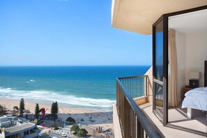 Property grounds - 1803 Allunga Summary: (Surfers Paradise)