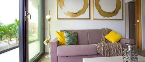 Een televisie en een kantoor