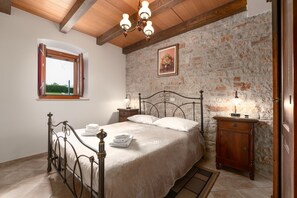 7 bedrooms, Internet - Villa Krculi (Istria - Žminj) (Žminj)