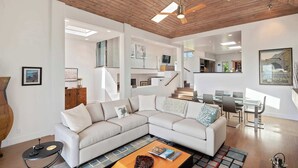 TV, fireplace, DVD player