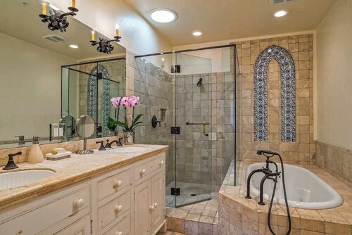 Santa Barbara Retreat w/ Rooftop Terrace Sleeps 4