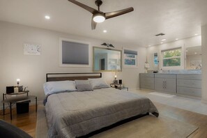 WiFi, bed sheets - The Mixture: 12 min to UO/Autzen (Eugene)