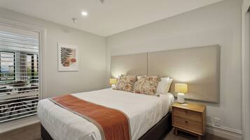 Apartment, Courtyard View | 2 bedrooms, iron/ironing board, free WiFi